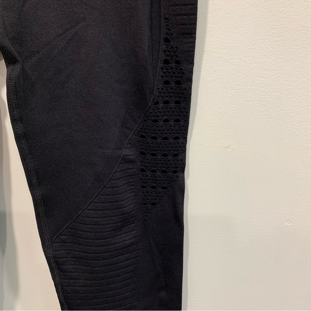 GymShark Energy Seamless Leggings Black - Picture 5 of 7